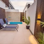 Modern Near Lisbon & Beaches With Heated Pool *