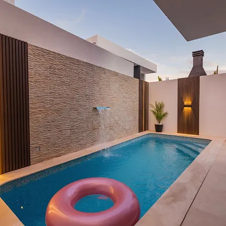 Jolikas House Private Heated Pool