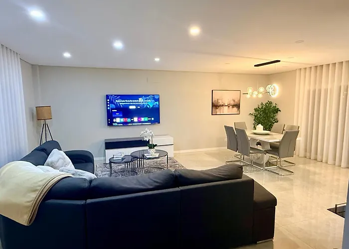 Modern Near Lisbon & Beaches With Heated Pool Willa *
