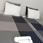 Vila Modern Near Lisbon & Beaches With Heated Pool Fernao Ferro
