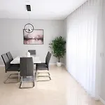Willa Modern Near Lisbon & Beaches With Heated Pool *