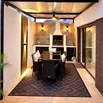 Modern Near Lisbon & Beaches With Heated Pool *