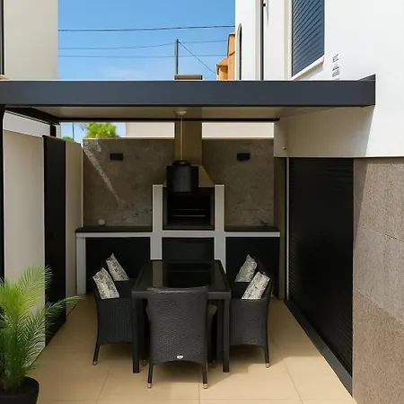 Jolikas House Private Heated Pool