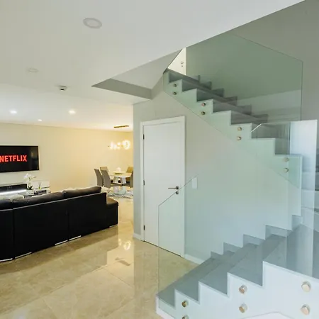 Modern Near Lisbon & Beaches With Heated Pool Vila Fernao Ferro
