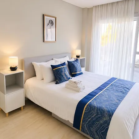 Modern Near Lisbon & Beaches With Heated Pool *