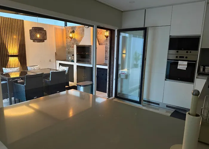 Modern Near Lisbon & Beaches With Heated Pool * Fernao Ferro